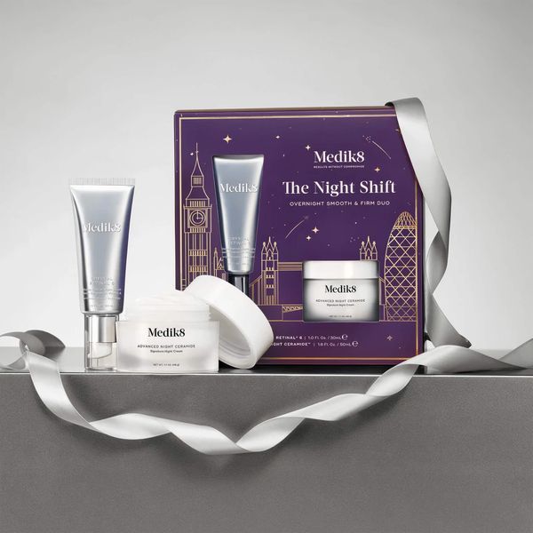 Лимитированный новогодний набор Medik8 The Night Shift Overnight Smooth and Firm Duo Kit P11485 фото